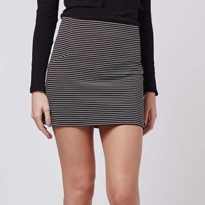 FINAL SALE Topshop stripe mini skirt size 4